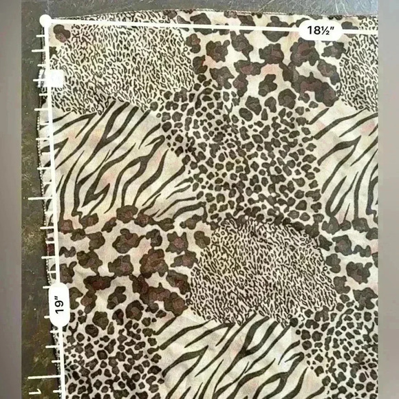 Vintage Handkerchief Animal Print (5) - Picture 3 of 4